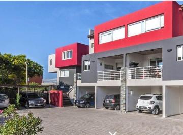 Edificio , Mar Azul · Excelente Propiedad Turistica Frente Al Mar con Explotacion en Mar Azul