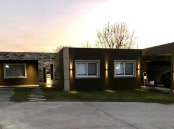RRA-RR1-50_2 · Casa en Venta en Campos de Echeverría Apto Credito - Canning