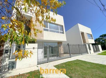 Casa · 125m² · 4 Ambientes · Duplex 4 Amb Constitución