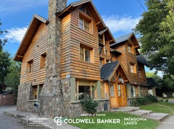 Casa · 96m² · 4 Ambientes · 1 Cochera · Venta Cabaña 3 Plantas Apart Hotel Brown Excelente Ubicación Posible Permuta San Martin de Los Andes