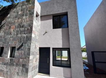 Casa de 3 ambientes, Pilar · Venta Duplex - Barrio Montecarlo / Pilar - Apto Credito - Acceso Directo a Panamericana