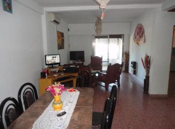 Departamento · 90m² · 4 Ambientes · Departamento en Villa Fiorito