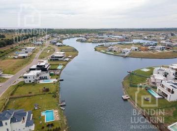 Terreno , Berazategui · Terreno en Villalobos en Venta La Mejor Orientacion Vista a Laguna Oportunidad