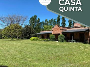 Casa · 178m² · 6 Ambientes · Venta - Impresionante Casa Quinta