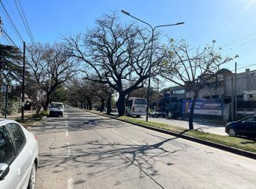 Casa de 6 ambientes, Córdoba · Oportunidad de Inversión. Esquina Comercial en Av Rafael Núñez, Cerro.