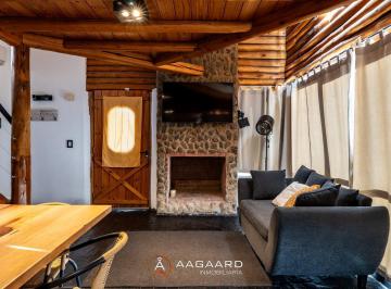 PH · 131m² · 3 Ambientes · 1 Cochera · Carlos Paz - Cabaña Unica con Pileta y La Mejor Vista Al Lago