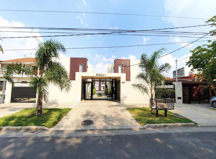 Casa · 80m² · 3 Ambientes · 1 Cochera