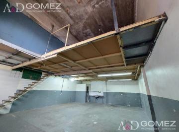 Bodega-Galpón · 70m² · Galpon 90 m² - 70 Entrepiso a m de Av Marquez