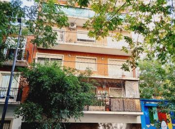 Departamento · 77m² · 3 Ambientes · 1 Cochera · 3 Amb C/ Dep, Cochera y Balcón Terraza a m de Av Cabildo