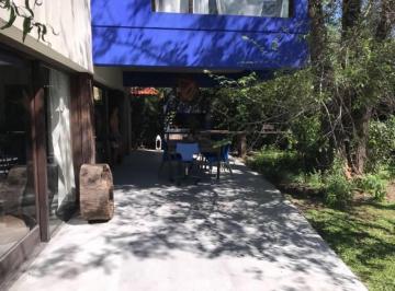 Casa · 180m² · 4 Dormitorios · 1 Cochera · Pintoresca Casa Estilo Moderno en Bo. Abierto Los Ñanduces - Maschwitz - Escobar