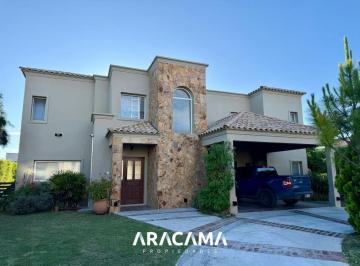 RRA-RR1-6_2 · Casa en Venta Don Joaquin - Canning