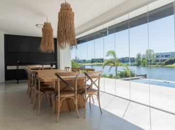 Casa · 285m² · 5 Ambientes · Casa en Venta Marinas Puertos del Lago Al Lago