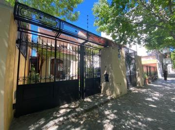 Casa · 280m² · 5 Ambientes · 2 Cocheras · Casa en Venta Belgrano - Quincho Lote Propio - Pileta, Jardín, Vitraux, Pinotea