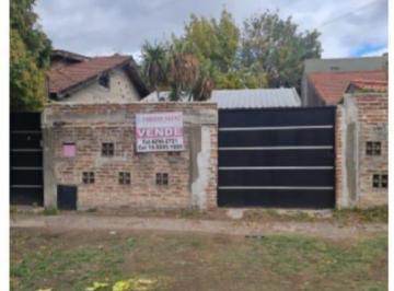Casa · 3 Ambientes · Oportunidad en Jose Marmol!
