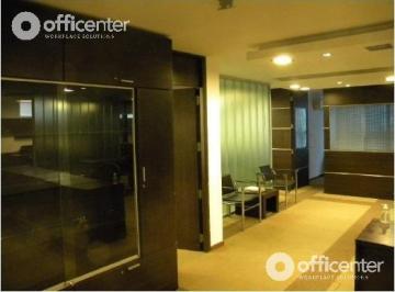 Oficina comercial · 220m² · 5 Ambientes · Venta - Oficina Equipada - Obispo Trejo Al 1300, Zona Nueva Córdoba