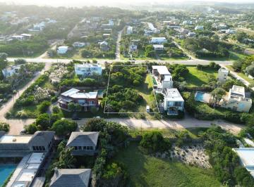 BPV-BPV-9843_2 · Terreno en Venta en Frente a La Playa Punta Piedras Manantia