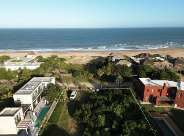 BPV-BPV-9844_2 · Terrenos en Venta en Frente a La Playa, Punta Piedras