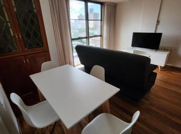 Departamento · 50m² · 2 Ambientes · 58 E/ 12 y 13 - Departamento en Alquiler - Amoblado