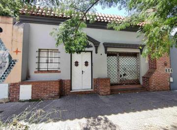 Casa · 144m² · 4 Ambientes · Casa 4 Amb con Patio y Terraza en Villa Ortuzar