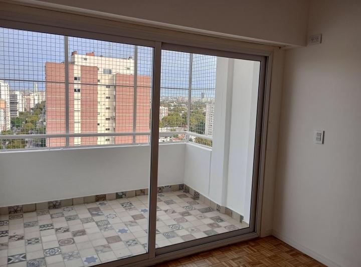 Departamento · 90m² · 4 Ambientes · 1 Cochera