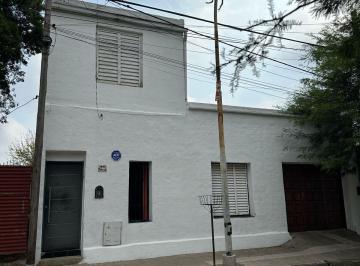 Casa de 5 ambientes, Córdoba · Vendo Casa de 3 Dorm en Barrio Crisol Sur Apta Bancor
