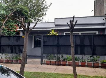 Casa · 80m² · 3 Ambientes · 1 Cochera · Americana 3 Amb Reciclada