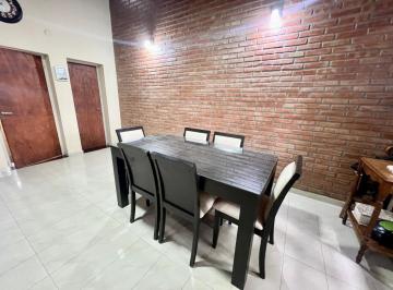 Casa · 101m² · 6 Ambientes · Casa en Pa en Venta - Humberto Primo 1024
