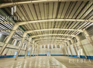 Bodega-Galpón · 1013m² · Galpón en Alquiler en Bernal