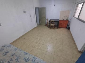 Departamento de 1 ambiente, Parque Chacabuco · Dueño Directo Financiado U$s 15000 + 20 Cuotas U$s 1000 - Monoamb 20 m 2 Piso