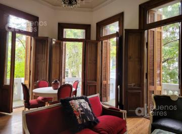 Departamento · 42m² · 2 Ambientes · Excepcional Dos Ambientes en Alquiler Temporal en Casa Bolivar con Balcon.
