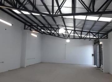 Local comercial · 180m² · Local Espectaculares Galpones con Oficina