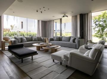Casa · 600m² · 4 Dormitorios · Espectacular Casa en Venta en Virazon Sobre El Lago Cental. en Exclusiva Msz Propiedades!