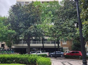 Departamento · 110m² · 4 Ambientes · 1 Cochera · Bv Oroño 300 - Alquiler Departamento 3 Dorm. Opcion Cochera en Rosario