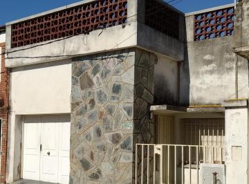Casa de 3 ambientes, Ciudad de Santa Fe · Casa 2 Dorm. y Garaje - Barrio Roma (Pje. Alfonso 2900)