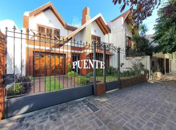 Casa · 249m² · 5 Ambientes · 3 Cocheras · Casa en Lomas de Zamora Oeste