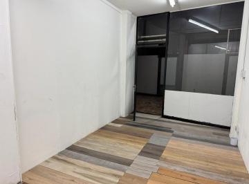 Local comercial · 20m² · 2 Locales Unidos (32 y 37) Galeria en Centro de Boulogne