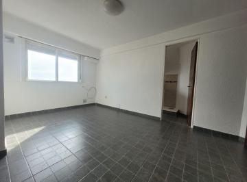 Departamento · 34m² · 2 Ambientes · Departamento de 1 Dormitorio en Alquiler | Calle 44 Entre 1 y 2