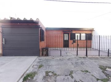 Casa de 2 ambientes, La Plata · Casa 35 Bis Entre 133 y 134