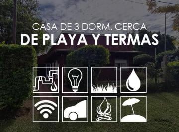 Casa · 180m² · 5 Ambientes · 2 Cocheras · Casa 3 Dorm. en Colón