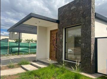 Casa de 7 ambientes, Maipú · Excelente Casa Portillo de Paso