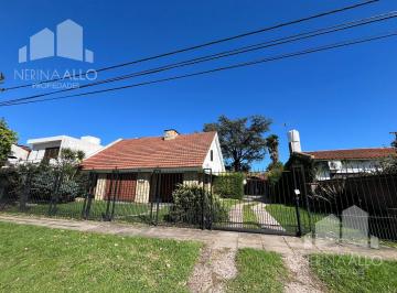 Casa · 270m² · 5 Ambientes · Venta Casa 5 Ambientes Ituzaingo Norte