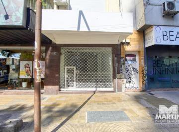 Local comercial · 48m² · 1 Ambiente · Local de 48 m Cubiertos con Patio, Sin Gas. Excelente Zona Comercial.