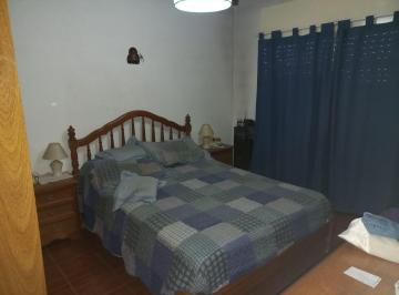Casa · 150m² · 4 Ambientes · Casa en Venta en Adrogué, Almirante Brown