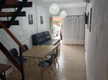 Departamento · 50m² · 3 Ambientes · 1 Cochera · Oportunidad Unica! - Duplex 2 Ambientes C/ Dependencia. con Patio, Parrilla y Guardacoches Cubier