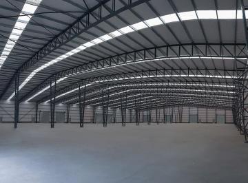 Bodega-Galpón · 5200m² · Alquiler Venta Parque Industrial Privado San Vicente - Nave Industrial Logística