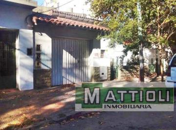 Casa de 3 ambientes, Quilmes · Casa en Venta.
