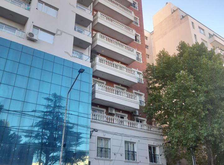 Departamento · 45m² · 2 Ambientes · 1 Cochera
