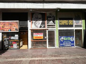 Local comercial · 18m² · 2 Ambientes · Local en Galería Comercial de Rivadavia y Spadaccini