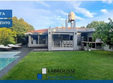 Casa · 169m² · 4 Ambientes · 1 Cochera · Casa - Venta Ciudad Evita - Apto Credito
