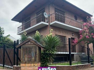 RUS-RUS-9494_2 · Venta Casa 3 Ambientes San Justo
